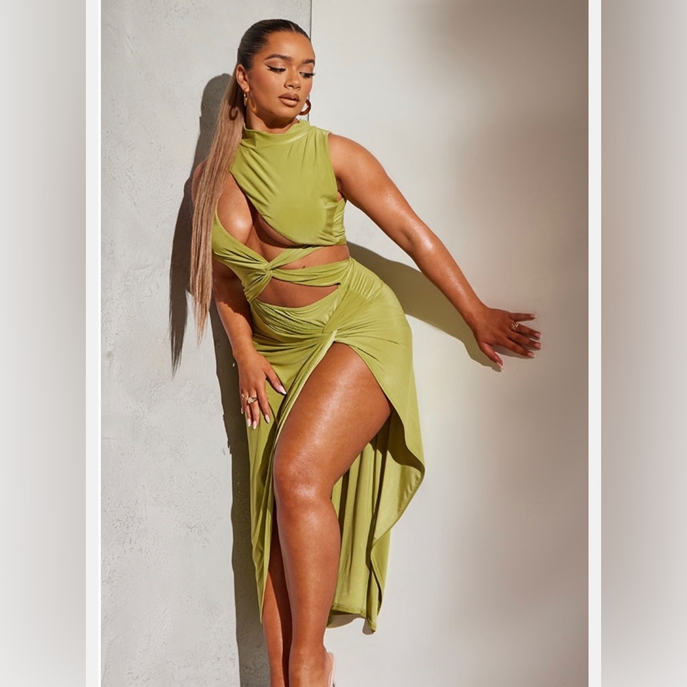 Pretty Little Thing Green Maxi Dress